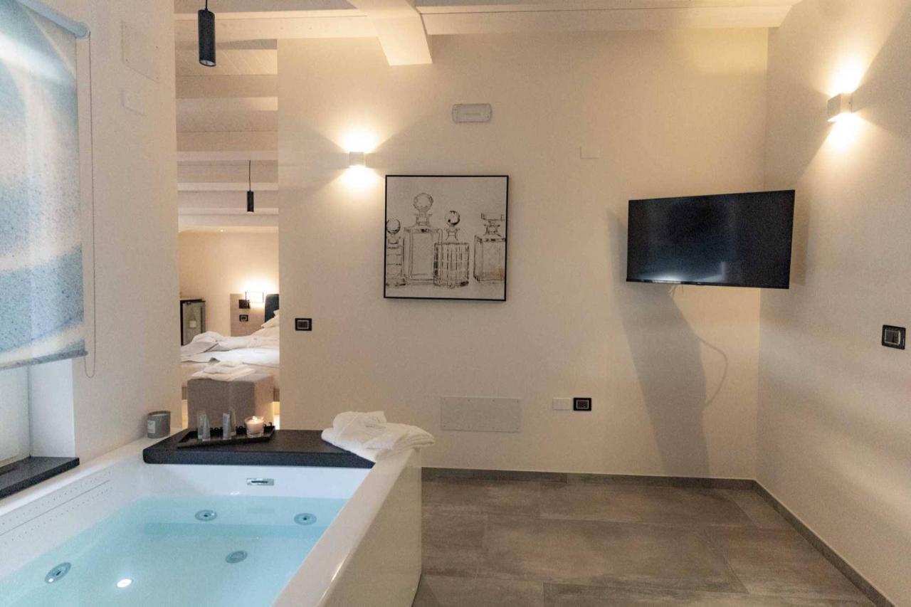 Carizza Rooms Pozzallo Εξωτερικό φωτογραφία