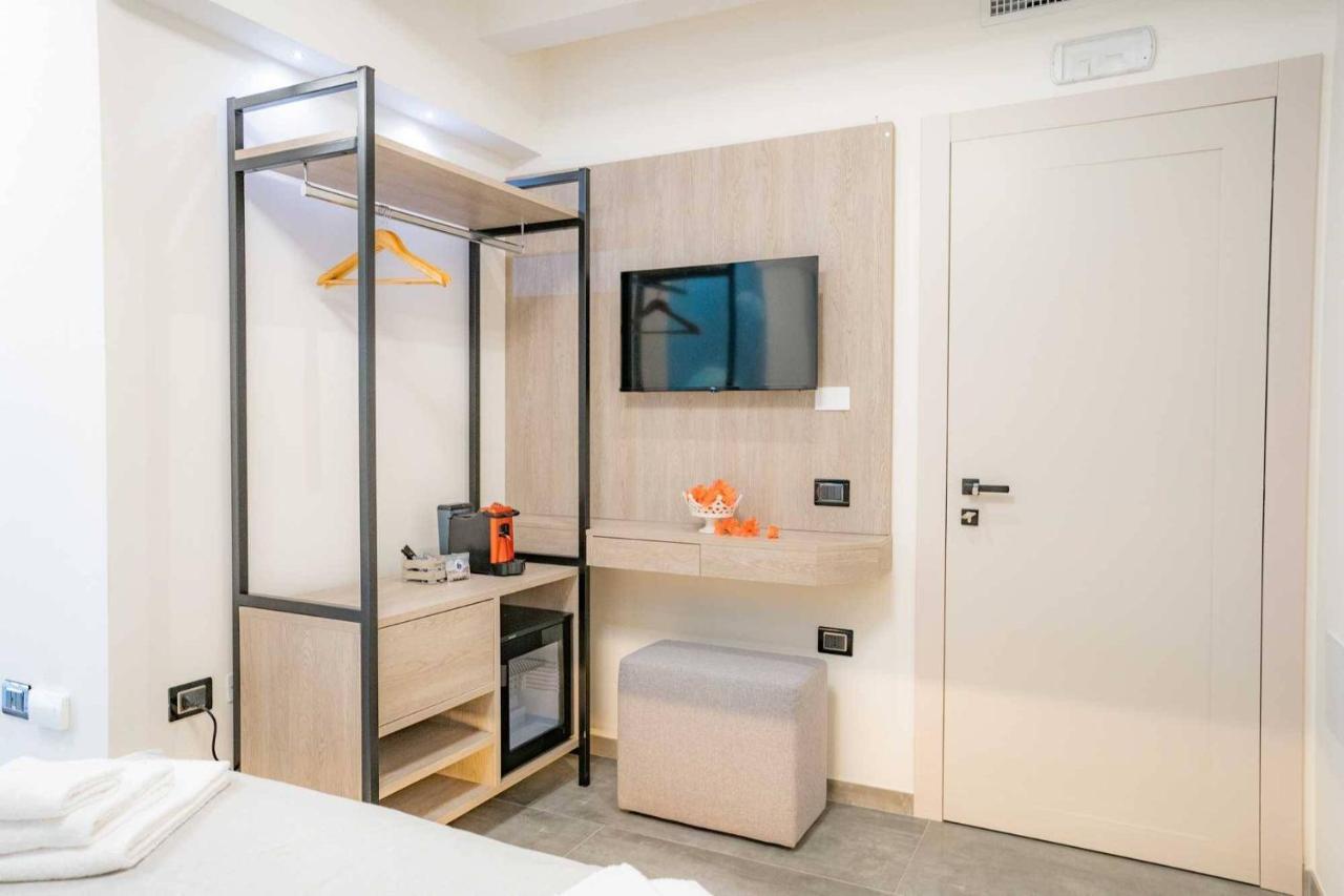 Carizza Rooms Pozzallo Εξωτερικό φωτογραφία
